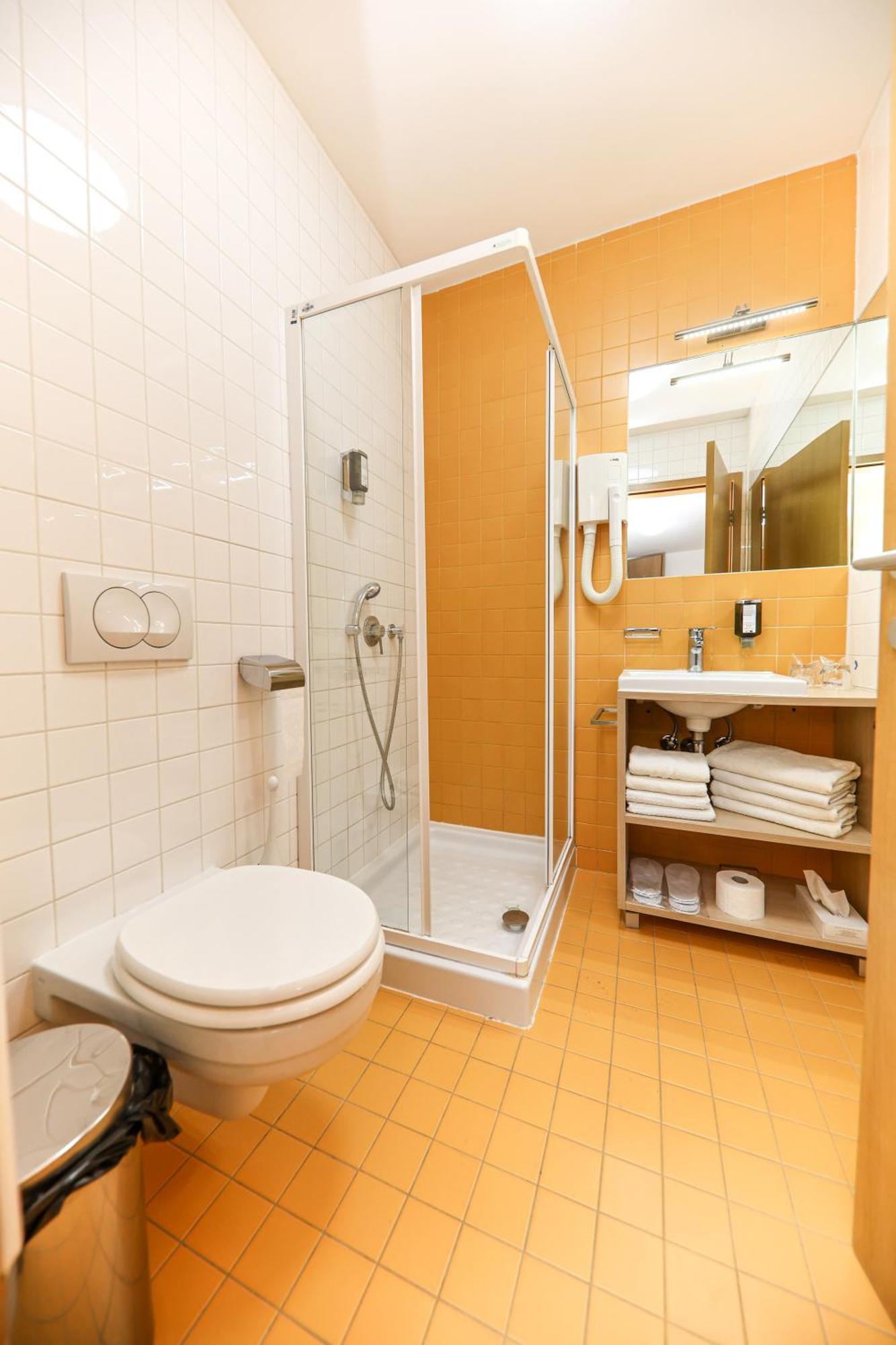 Hotel Celjska Koca Celje Dış mekan fotoğraf