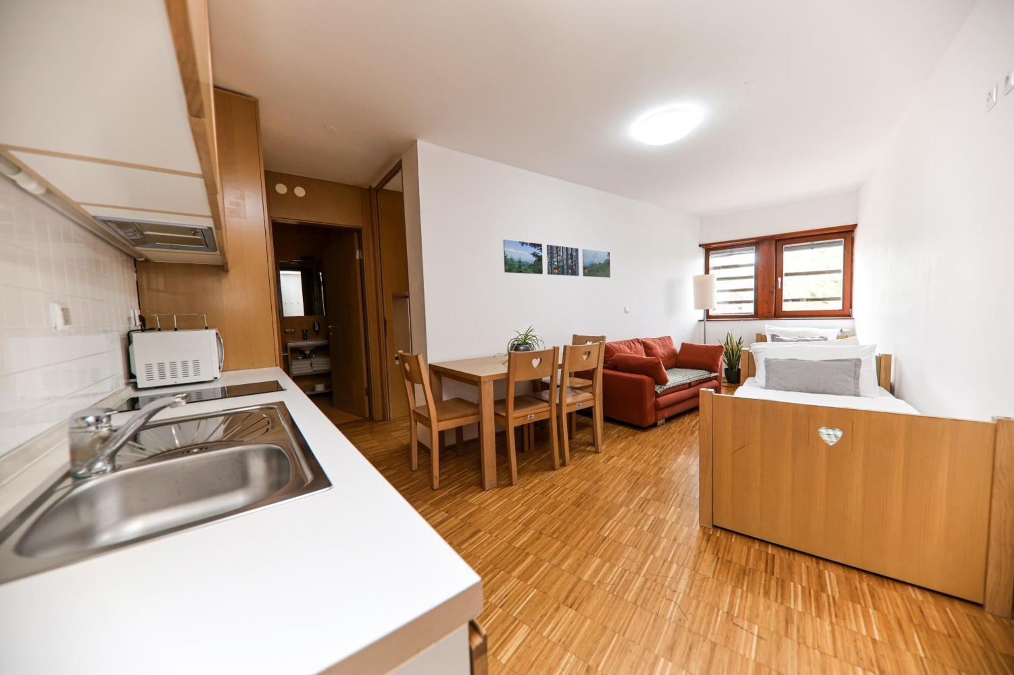 Hotel Celjska Koca Celje Dış mekan fotoğraf